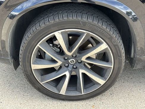 Used 2024 Volvo XC90 B5 Plus image 31