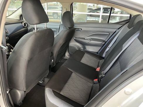 Used 2025 Nissan Versa SV image 10