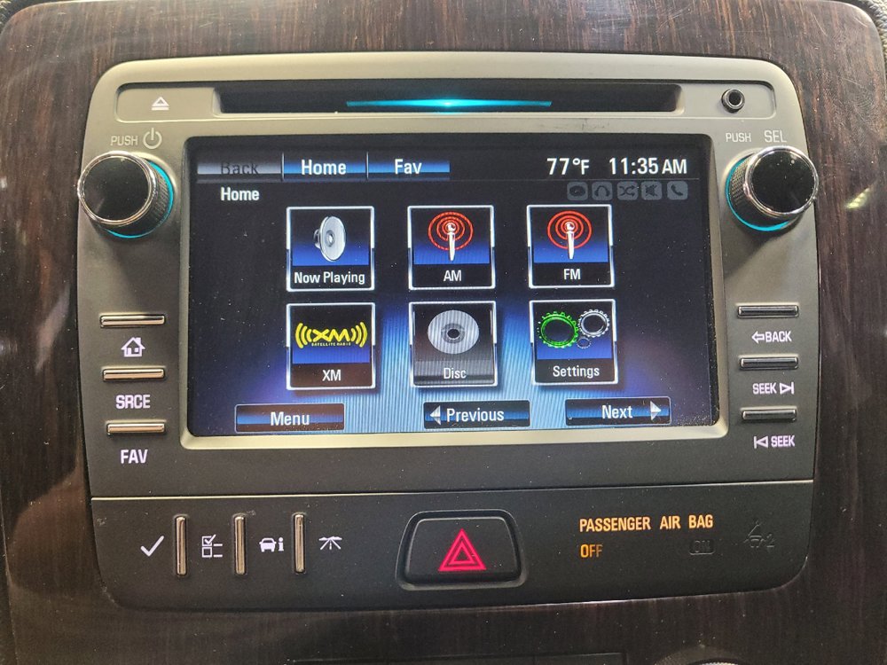 Used 2016 Chevrolet Traverse LT FWD image 25
