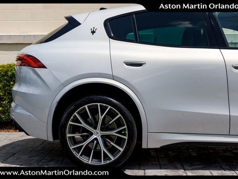 Used 2023 Maserati Grecale Modena AWD/4WD image 19