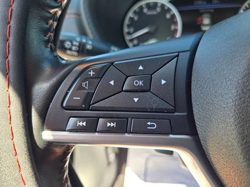 Used 2022 Nissan Sentra SR w/ Midnight Edition image 15