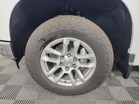 New 2026 Chevrolet Silverado 1500 LT image 15