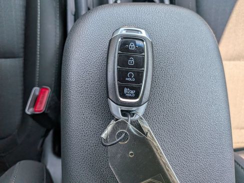Used 2022 Hyundai Kona SEL FWD image 29