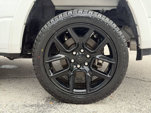 Used 2021 RAM 1500 Laramie RWD image 12
