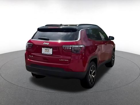 Used 2025 Jeep Compass Limited AWD/4WD image 12