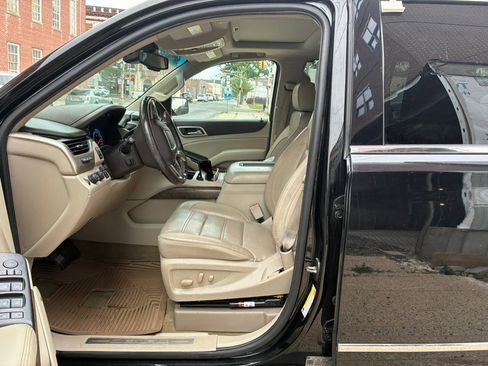 Used 2018 GMC Yukon XL Denali w/ Open Road Package AWD/4WD image 14