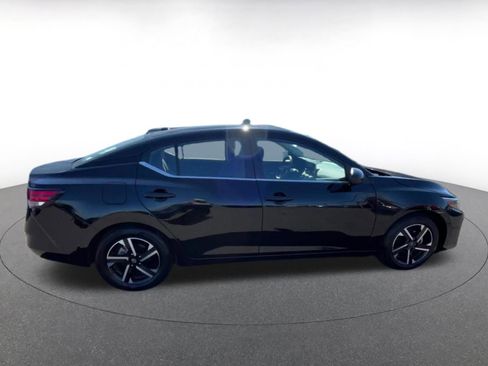 Used 2025 Nissan Sentra SV image 16