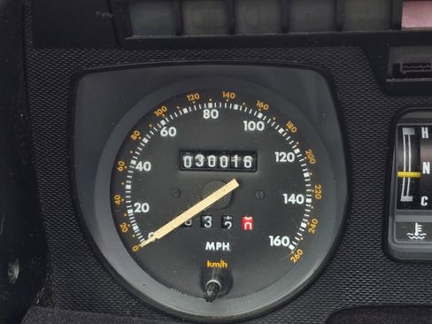 Used 1990 Jaguar XJS V12 Convertible image 22