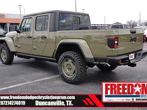 New 2026 Jeep Gladiator Sport image 3