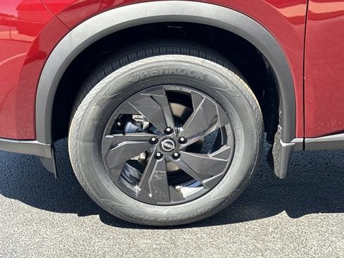 New 2026 Nissan Rogue SV AWD/4WD image 12