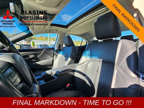 Used 2021 Lexus ES 350 w/ Premium Package image 9