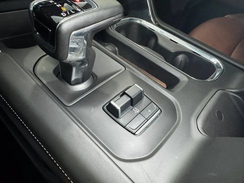 Used 2023 GMC Sierra 1500 Denali Ultimate AWD/4WD image 46