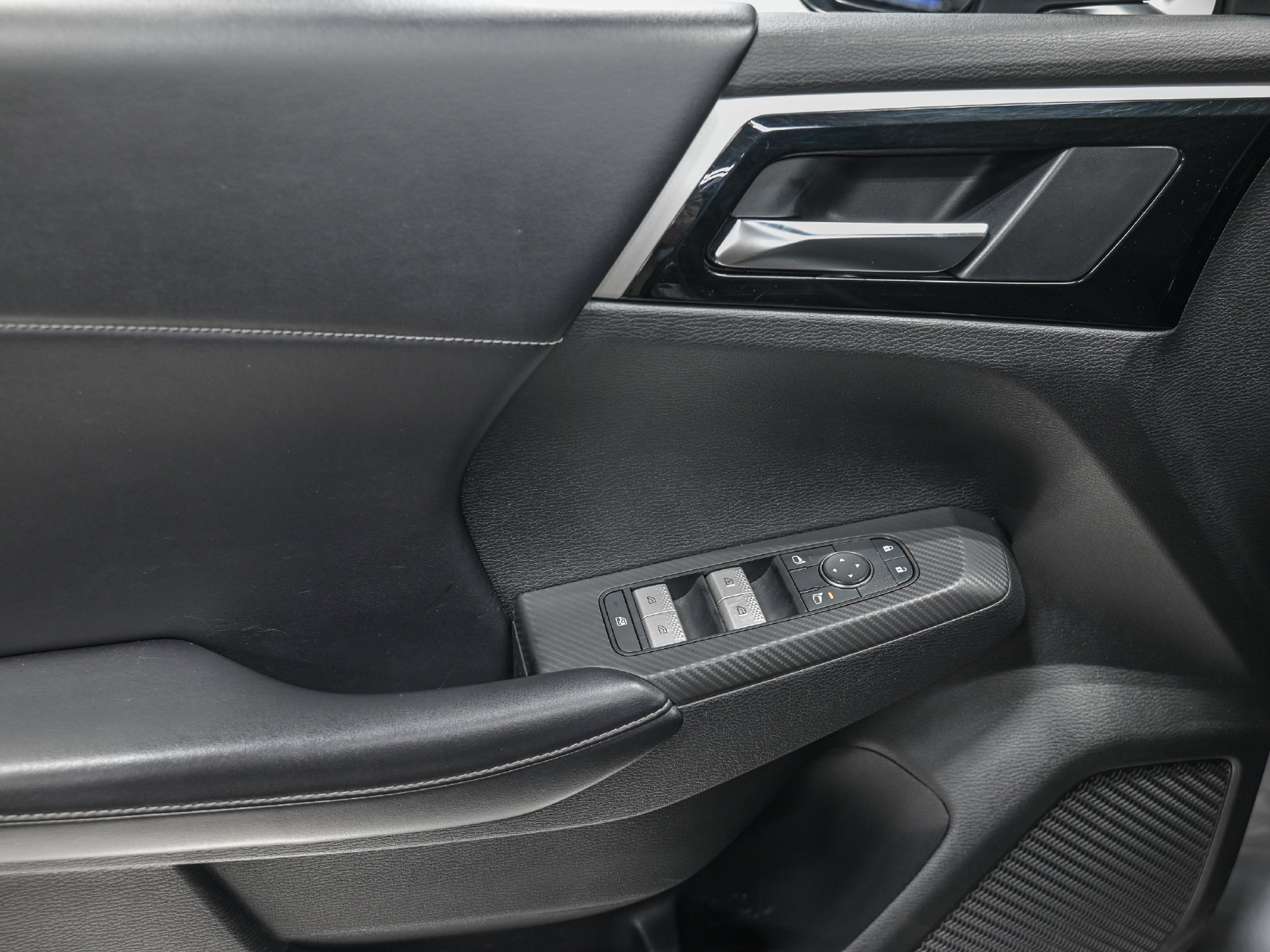 Used 2022 Mitsubishi Outlander SE FWD image 13
