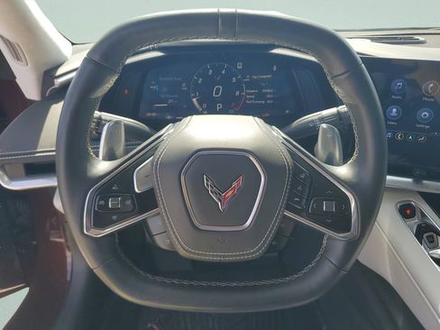 Used 2022 Chevrolet Corvette Stingray Premium Conv w/ Z51 Performance Package RWD image 11