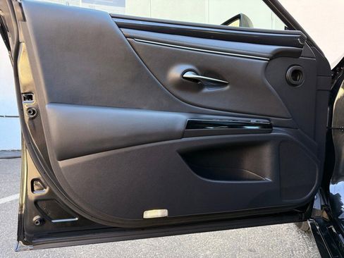 Certified 2025 Lexus ES 350 w/ Accessory Package (Z1) image 26