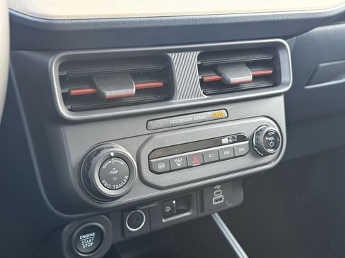 New 2025 Ford Maverick Lariat w/ 4K Tow Package image 22