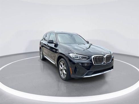 Used 2022 BMW X3 xDrive30i AWD/4WD image 2