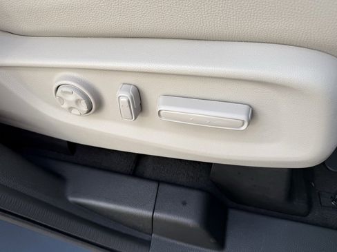 Used 2026 Honda Odyssey Touring image 43