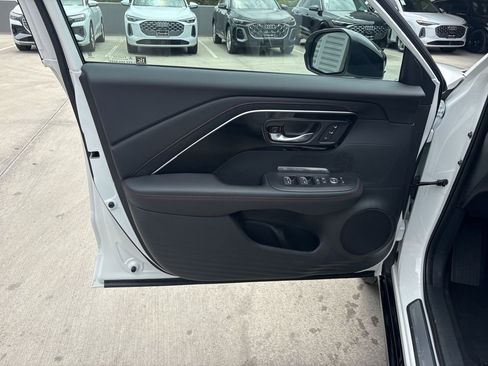 Used 2025 Acura ADX A-Spec image 10