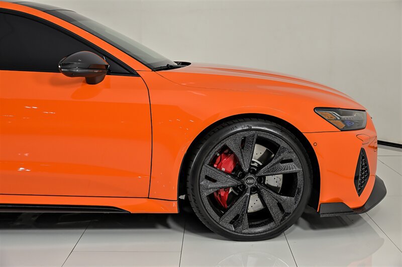 Used 2021 Audi RS 7 Sportback w/ Carbon Optic Package AWD/4WD image 17