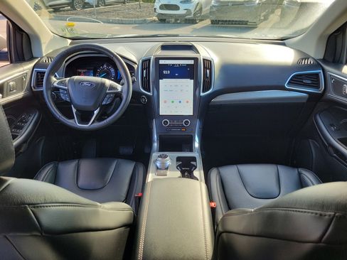Used 2022 Ford Edge Titanium AWD/4WD image 17