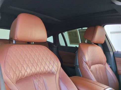 Used 2023 BMW X6 M50i w/ Parking Assistance Package image 32