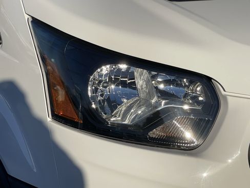 New 2026 Ford Transit 250 148 Medium Roof image 7