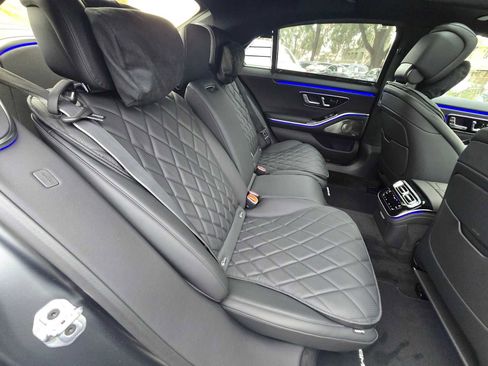 New 2026 Mercedes-Benz S 580 4MATIC Sedan image 14