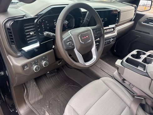 New 2026 GMC Sierra 1500 SLE AWD/4WD image 17