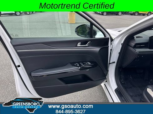 Used 2025 Kia K5 GT-Line w/ GT-Line Premium Package FWD image 15