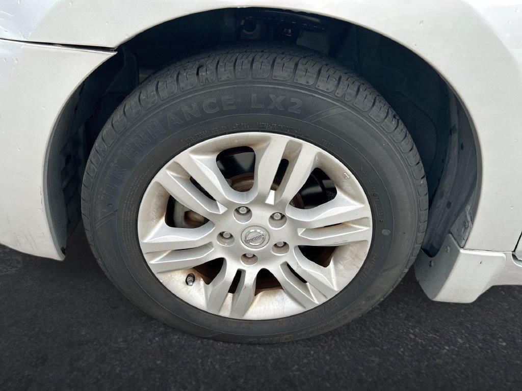 Used 2012 Nissan Altima 2.5 S w/ Convenience Pkg FWD image 10