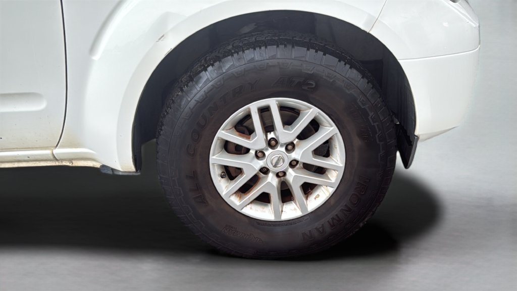 Used 2015 Nissan Frontier SV RWD image 18
