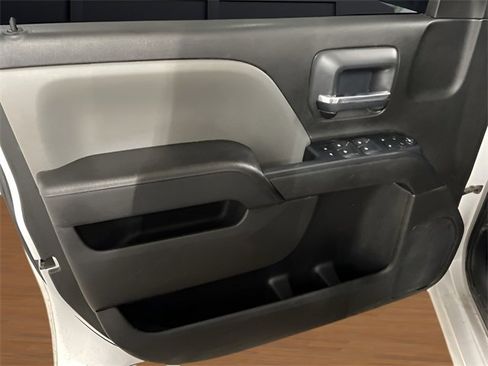 Used 2018 GMC Sierra 1500 4x4 Double Cab w/ Sierra Convenience Package image 9