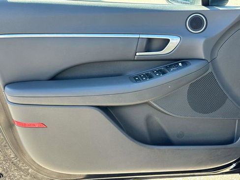 Used 2020 Hyundai Sonata SEL w/ Convenience Package image 16