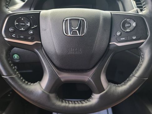 Used 2022 Honda Pilot TrailSport image 32
