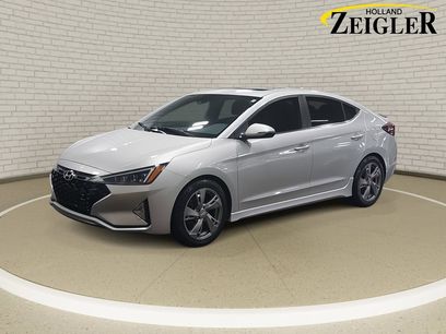 Used 2019 Hyundai Elantra Sport w/ Premium Package 03