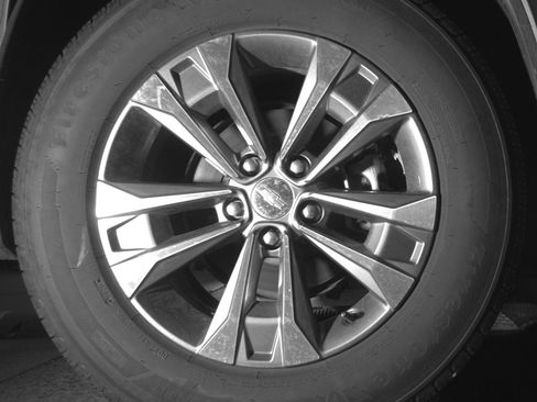 Used 2025 Chevrolet Equinox LT FWD image 15