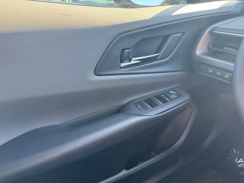 Used 2023 Toyota Prius XLE image 32