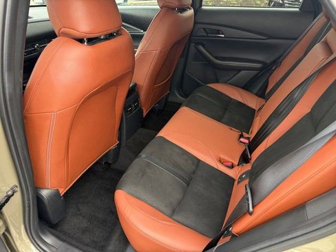 Used 2025 MAZDA CX-30 Carbon image 38