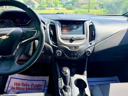 Used 2016 Chevrolet Cruze LT w/ Convenience Package FWD image 12