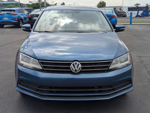 Used 2017 Volkswagen Jetta SE FWD image 10