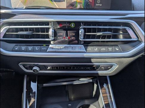 Used 2023 BMW X5 sDrive40i w/ Premium Package image 12