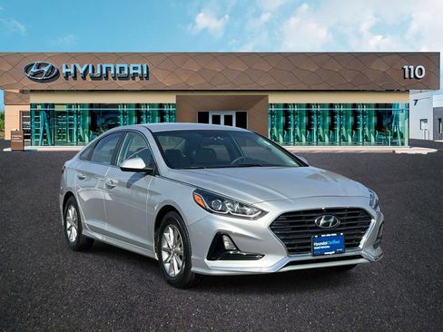 Used 2019 Hyundai Sonata SE image 1