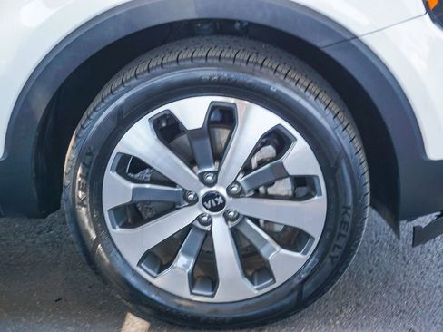 Certified 2020 Kia Telluride S image 10