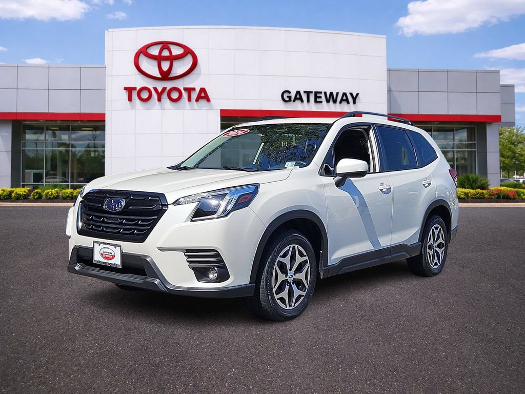 Used 2024 Subaru Forester Premium AWD/4WD image 6