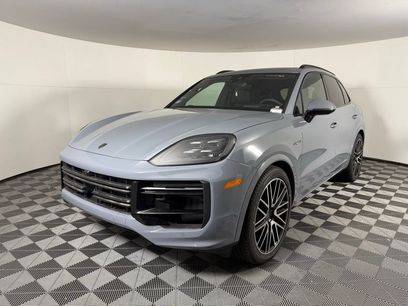 New 2025 Porsche Cayenne Turbo