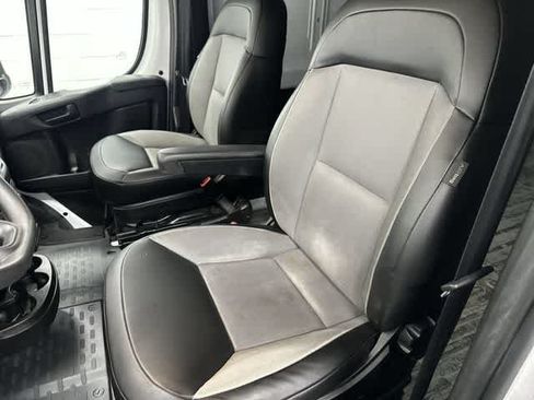Used 2023 RAM ProMaster 2500 FWD image 10