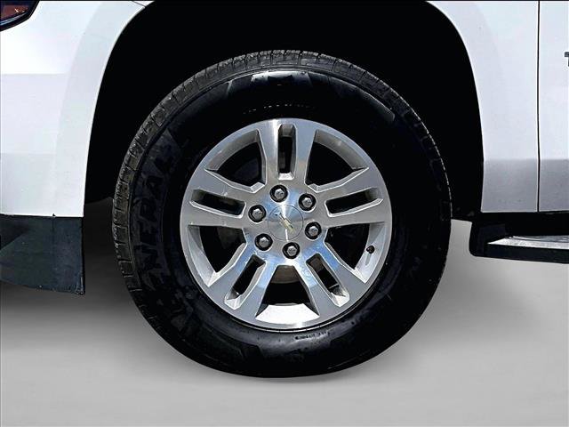Used 2018 Chevrolet Tahoe LT w/ Luxury Package AWD/4WD image 10