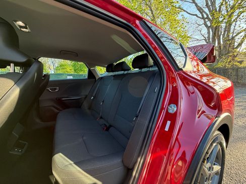 Used 2025 Kia K4 LXS FWD image 24