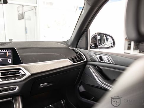 Used 2023 BMW X5 xDrive40i w/ M Sport Package AWD/4WD image 40